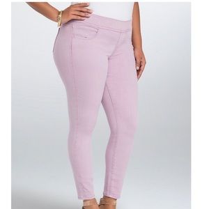 NWT Lavender wash torrid jeans 2R